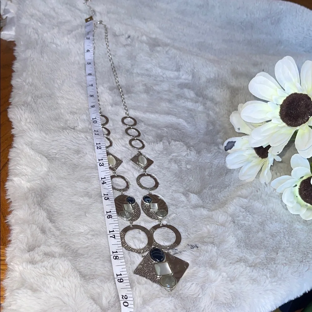 Chic Silver and Black Necklace